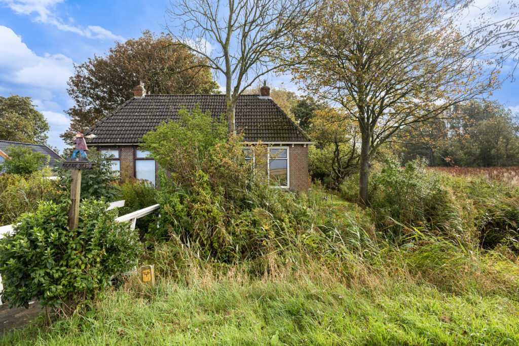 Twee-onder-één-kap te koop: Nieuwebildtzijl F 28, Hallum