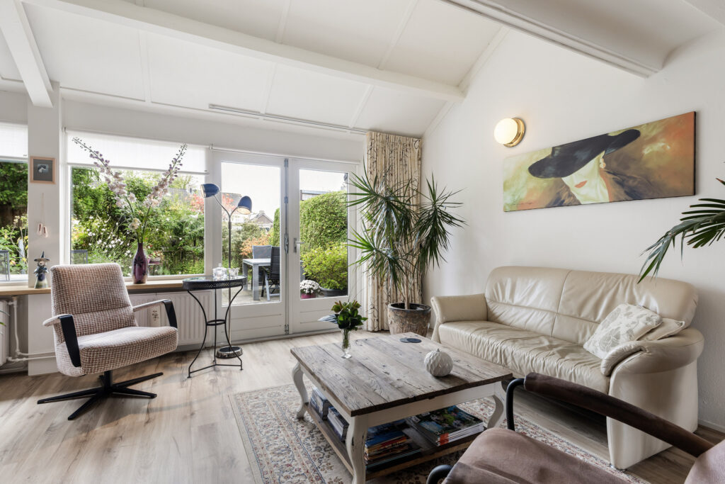 Tussenwoning te koop: Platohôf 25, Stiens