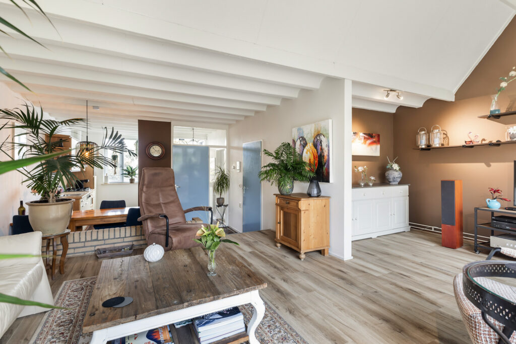 Tussenwoning te koop: Platohôf 25, Stiens